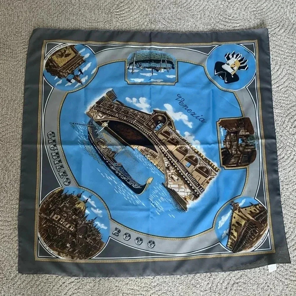 Venice travel scarf